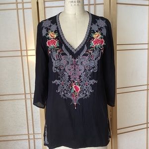 Johnny Was Black Embroidered Tunic, Size Small